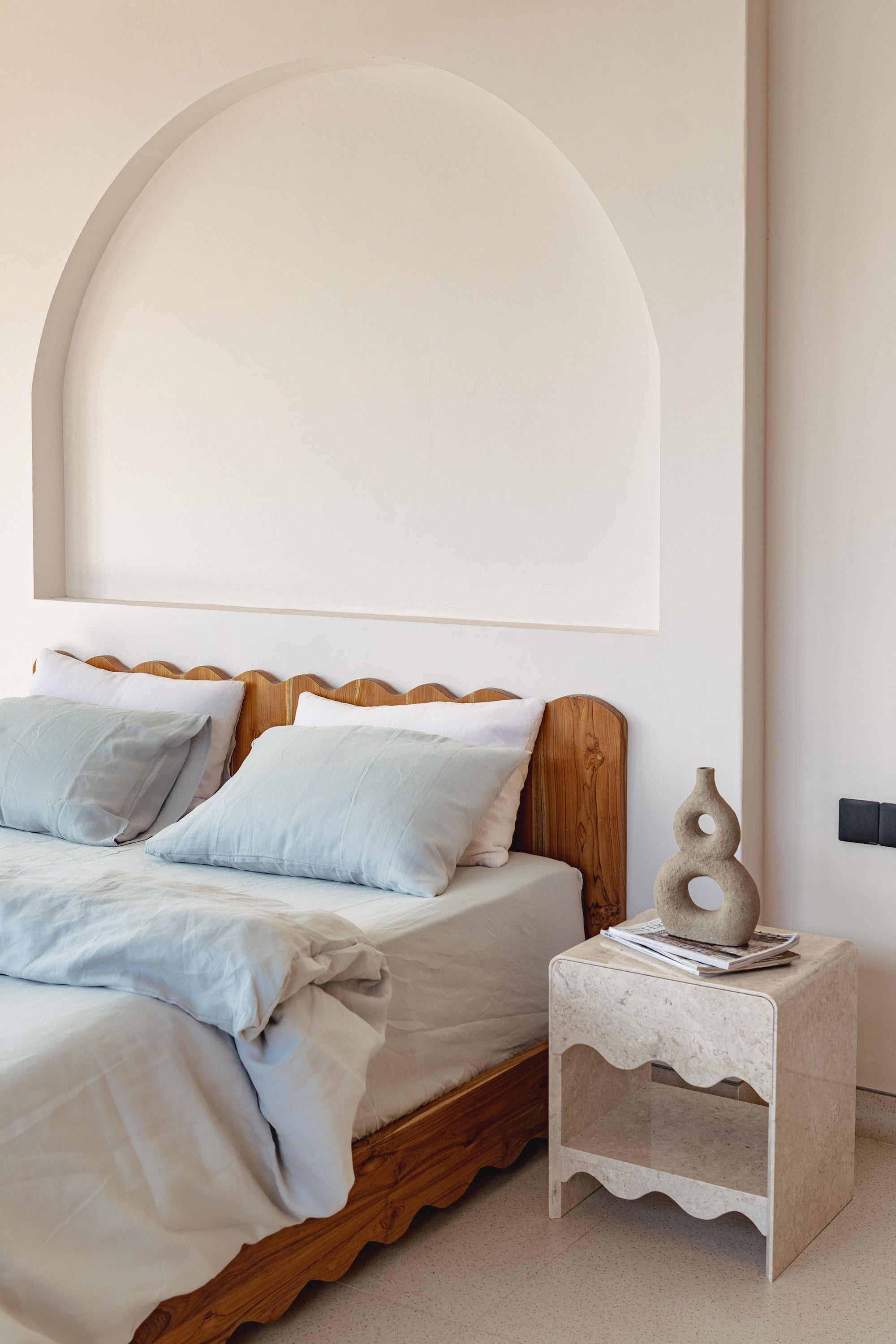 La Siesta Bed - Slat Base